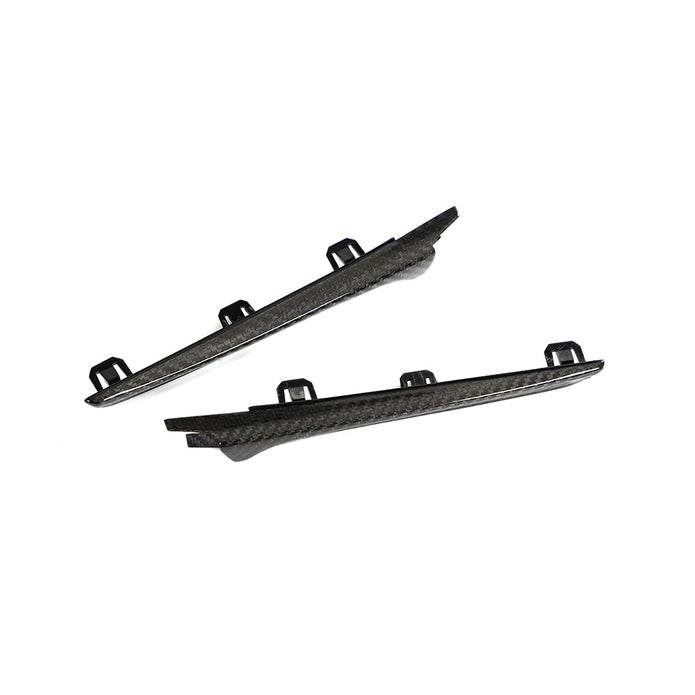 BMW M3 F80 OEM Style Carbon Fibre Front Wing Vent Trims — surface and edge detail
